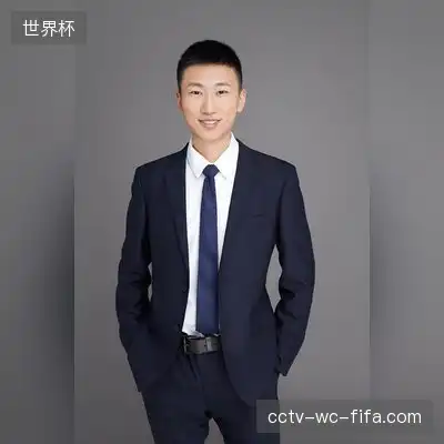 伍修权